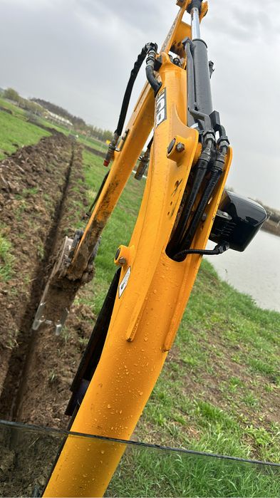 Prestari Servicii DUMPER Miniexcavator Piconat Sapat Nivelat TRANSPORT
