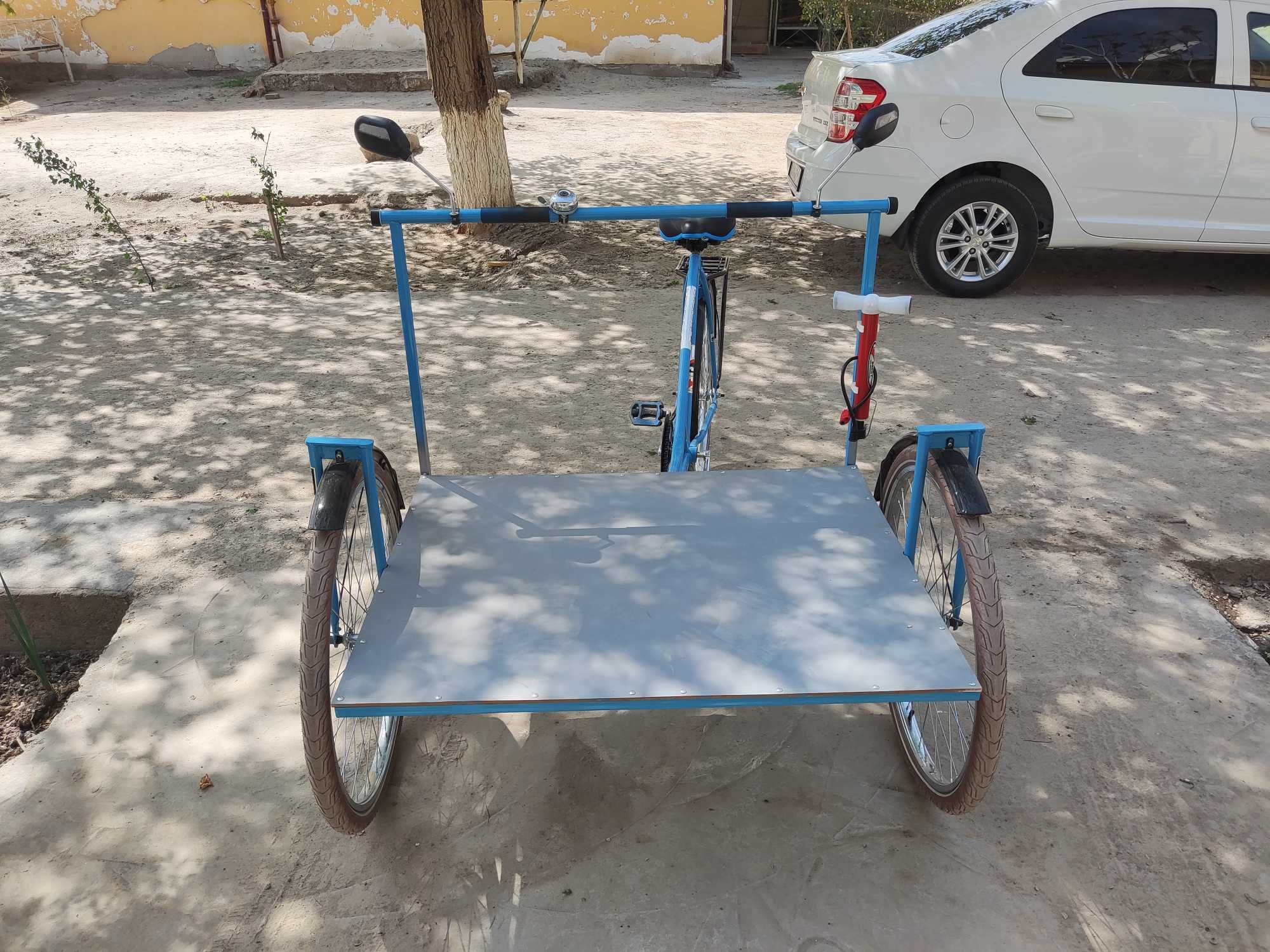 Велосипед с тележкой
