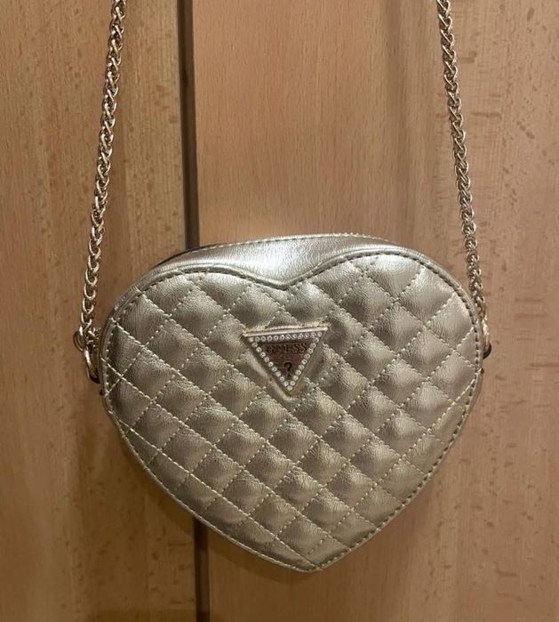 Чанта guess златна сърце