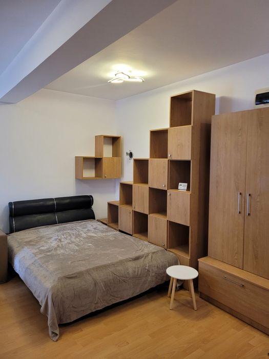 Garsoniera,44 mp.,dec,Gavana,etaj 2/6 cu lift,bloc nou,loc de parcare.