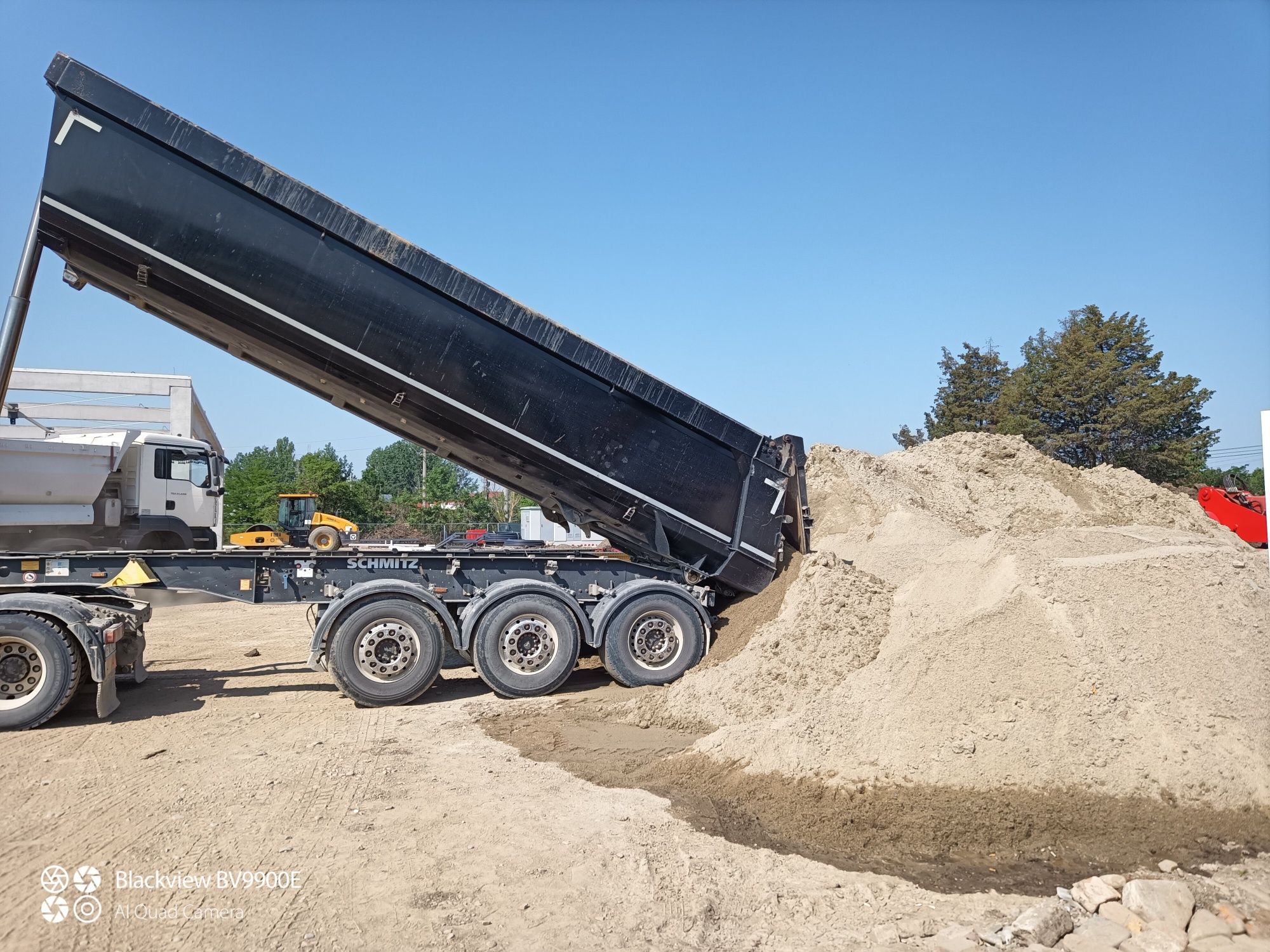 Nisip,piatra sorturi,balastru,pământ umplutura asigur și transport