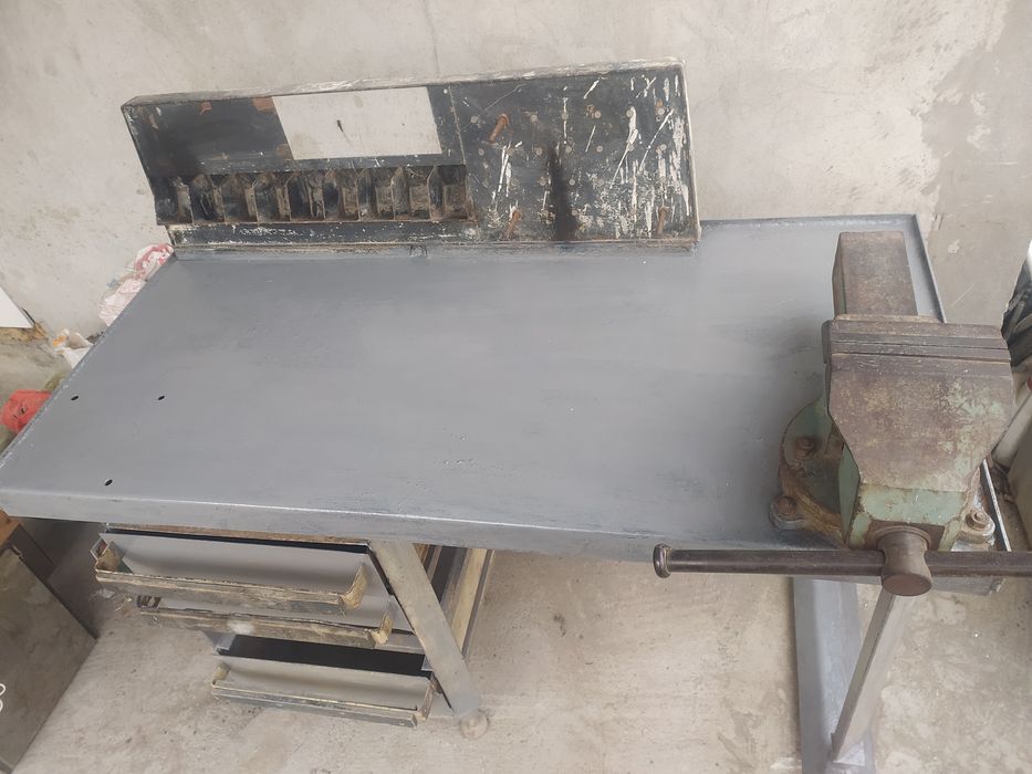 Верстак стол тискиси Билан сотилади