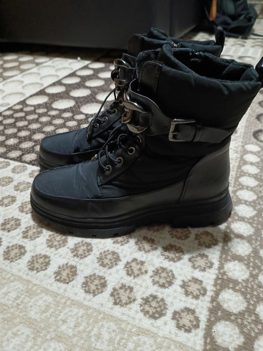 Ботинки зимние..