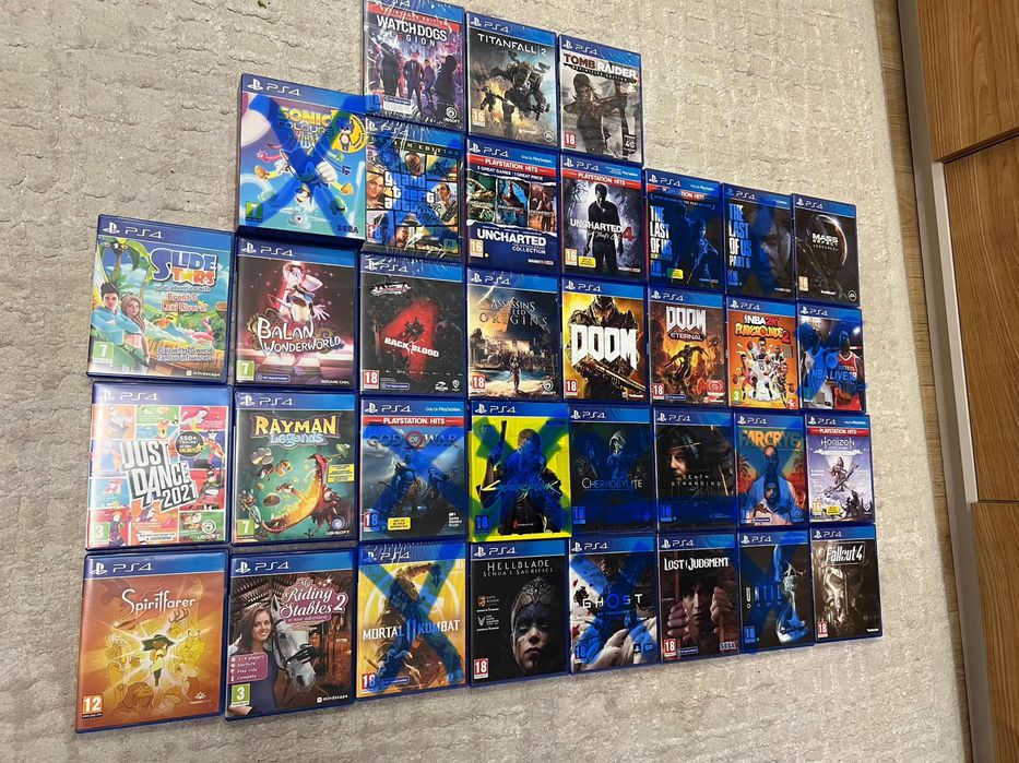 Игри за PS4 запазени дискове