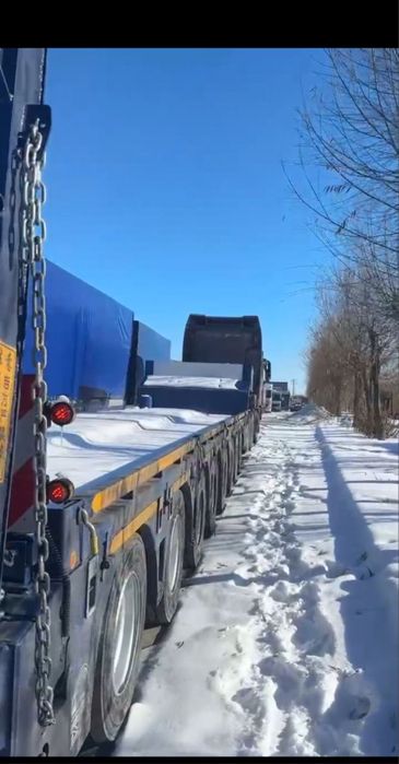 Tral. treller. traller. траллер, трал. low- trailer