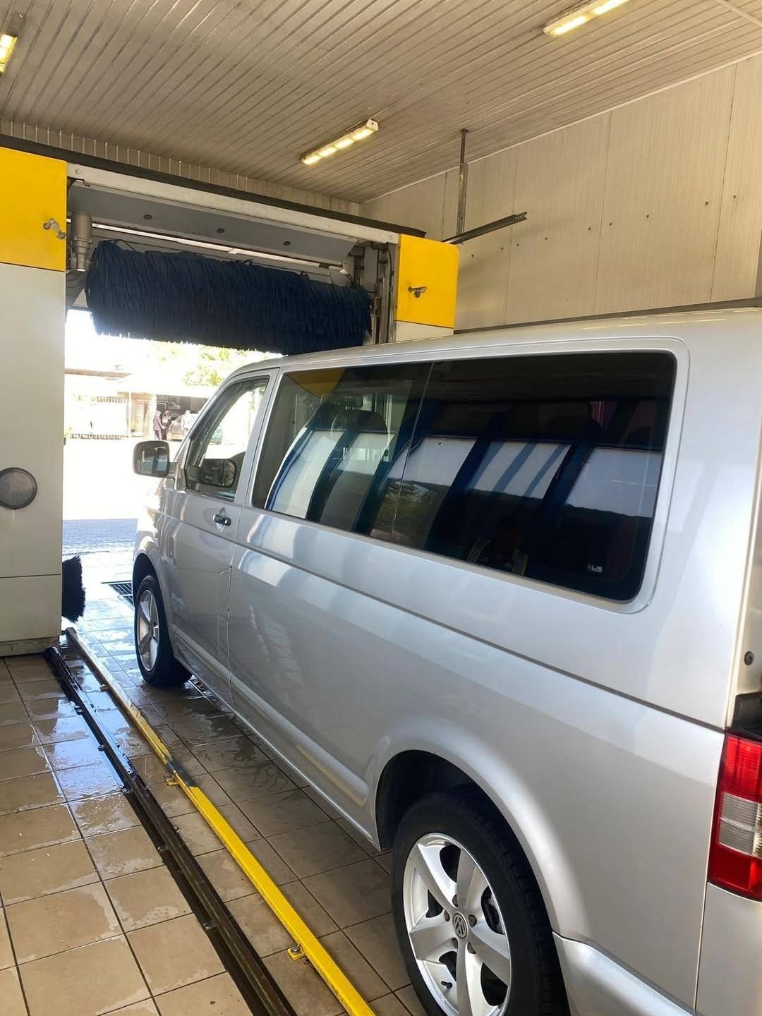 Vand Volkswagen T5 8+1