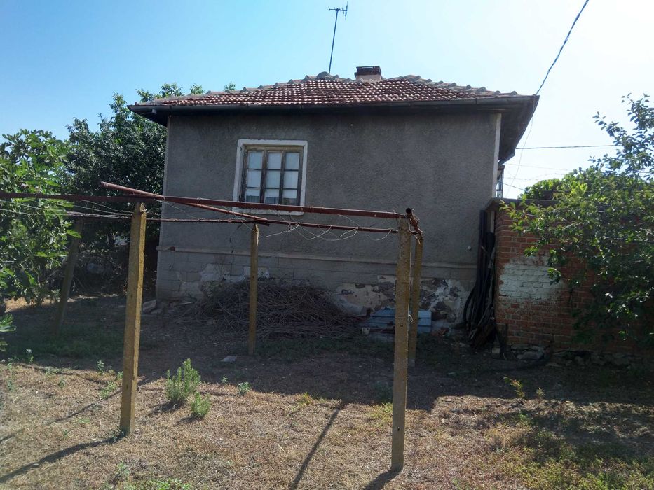Продава се Къща в с. Хаджидимитрово, Област Ямбол - 150 кв.м за 200 €/кв.м - Снимка #10