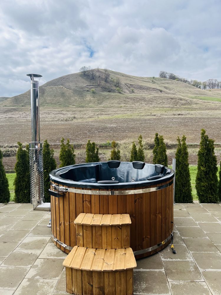Ciubar Acrylic jacuzzi