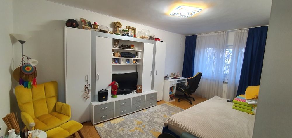 Vând ap 2 cam dec Siderurgistilor Vest, total utilat si mobilat modern