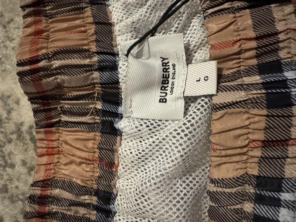 Pantaloni scurti autentici - short baie barbati