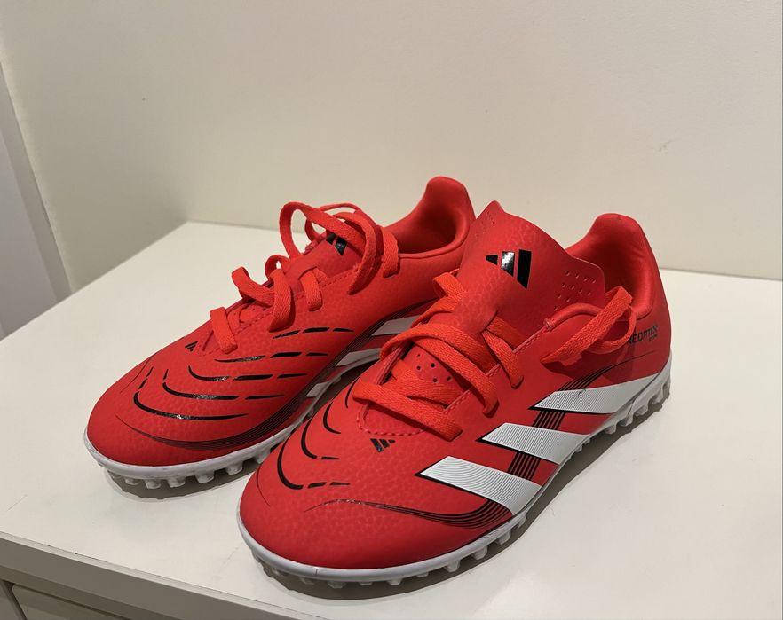 Детски стоножки за футбол Adidas