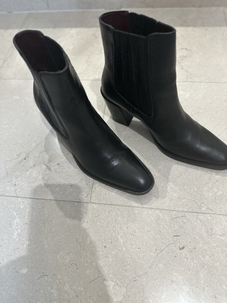 Обувки Zara,Decatlon
