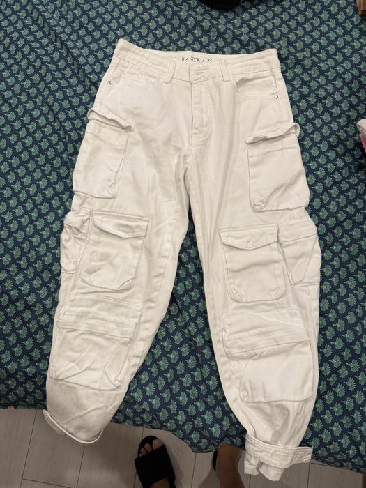 Дамски панталони и дънки