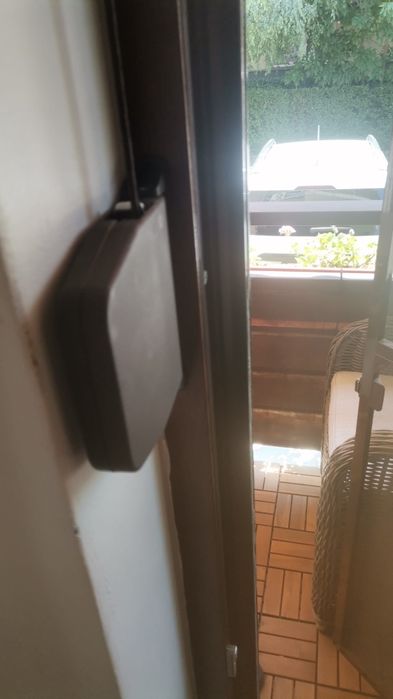 Reparatii rulouri și termopane plase insecte