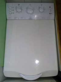 Работеща пералня с горно зареждане Indesit WAT 10