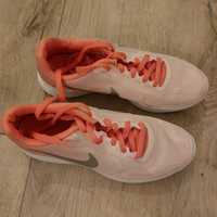 Pantofi sport Nike marimea 36,5
