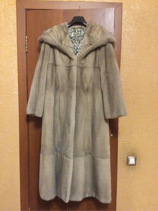 Шуба норковая б/у