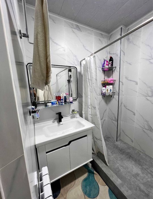 Сергели 6А – шароитли ва қулай икки хонали квартира ижарага қўйилди.