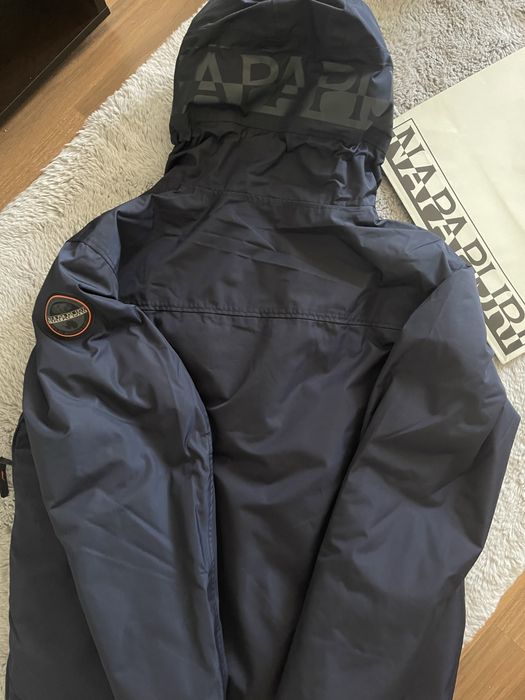 Napapijri Rainforest Next black beauty