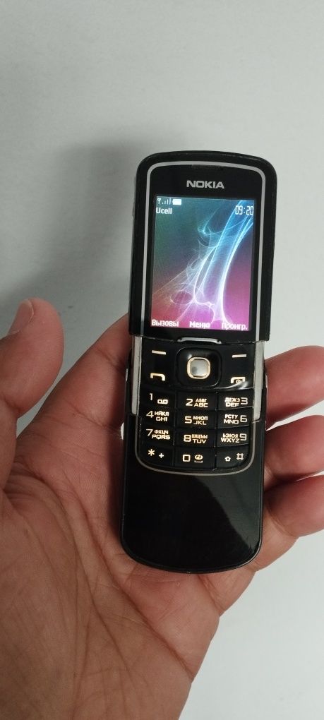 NOKIA 8600 luna в отличном состоянии