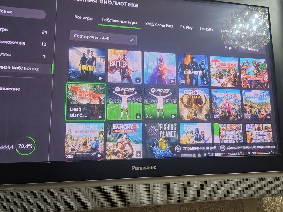 X box series X 1тб. Почти новая 2 геймпада. Gamepass