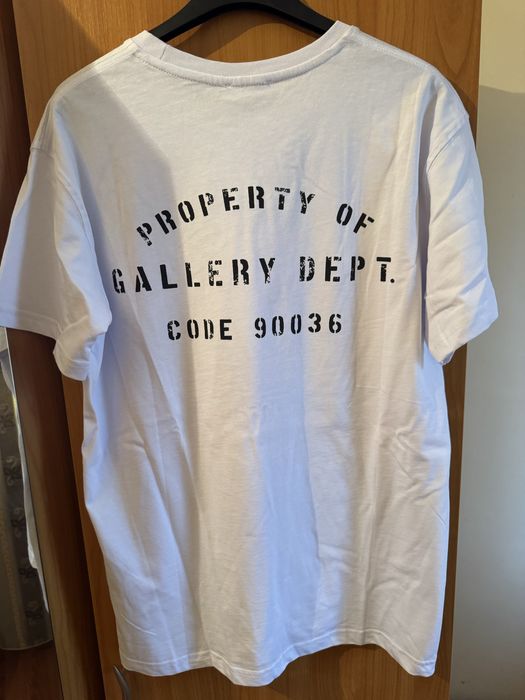 Tricouri diferite marimi