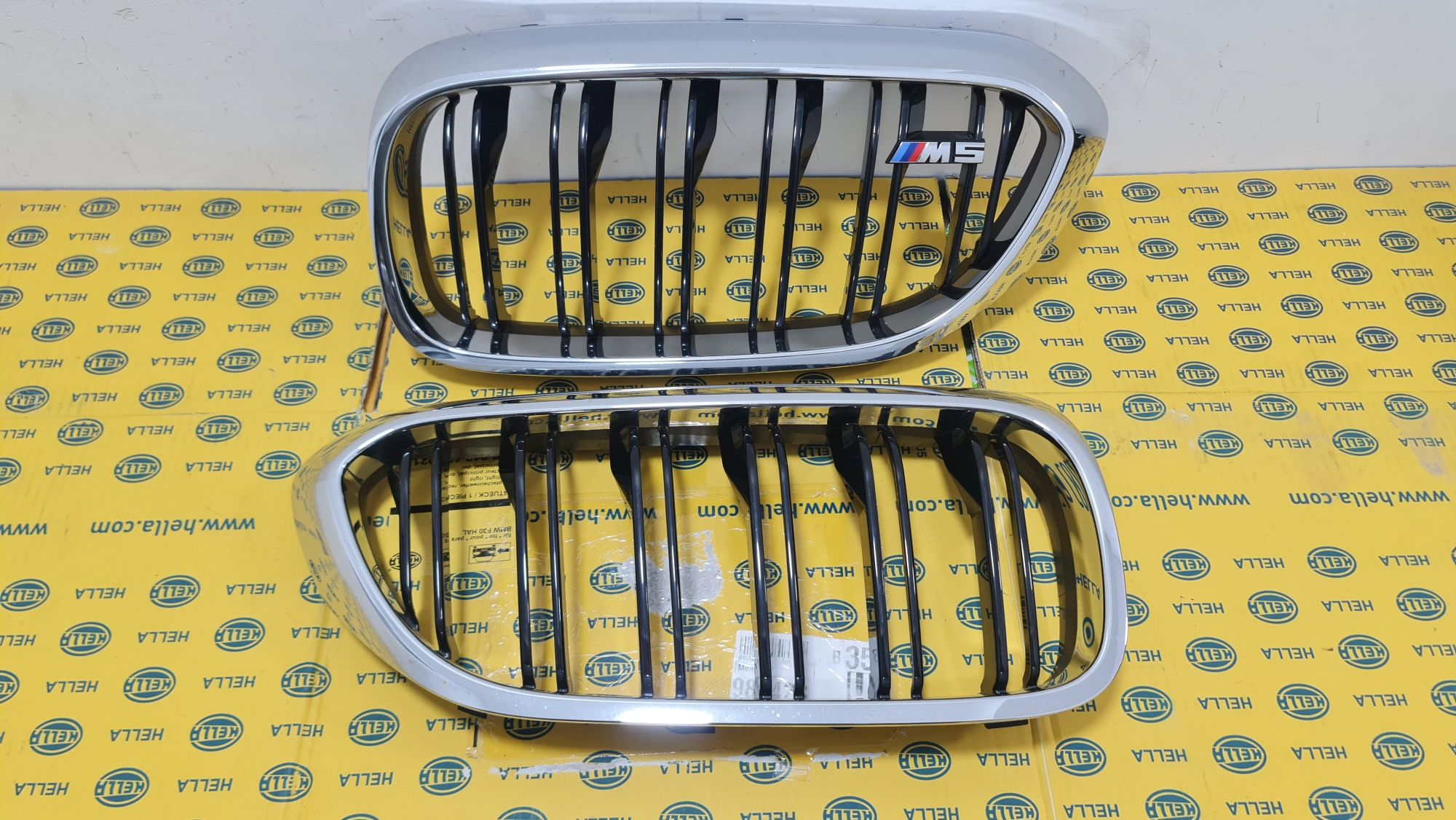 Grila grile nari masca radiator bara fata BMW 5 m5 F90