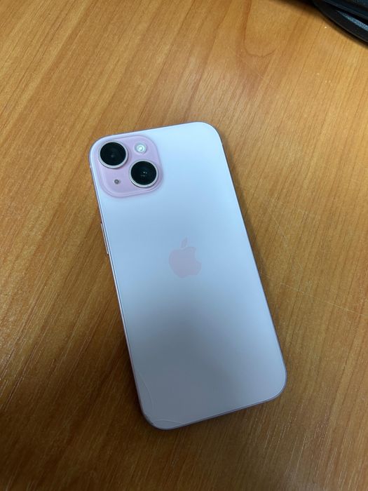 Продам айфон 15