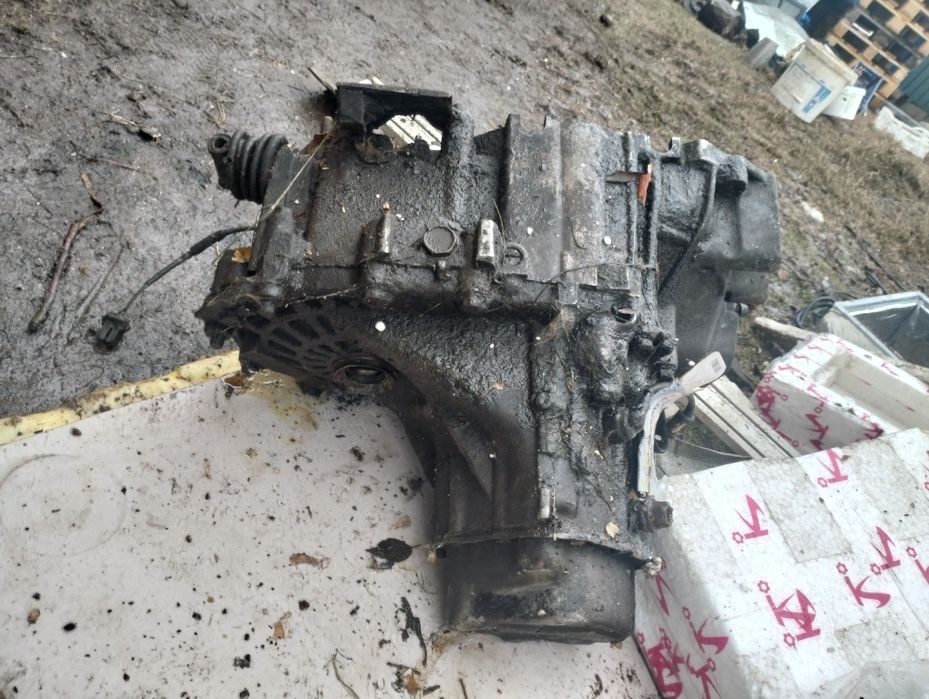 Продам коробку передач Мазда кронс