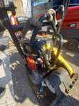 Compresor aer mașina tăiat pavele  placa vibranta kercher pe benzina