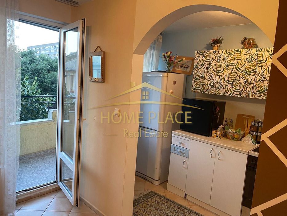 Дава се под наем Двустаен апартамент в Варна, Окръжна болница - 60 кв.м за 408 € - Снимка #1