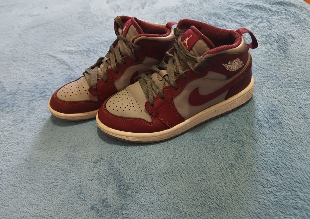 Nike Air Jordan 1 MID BG