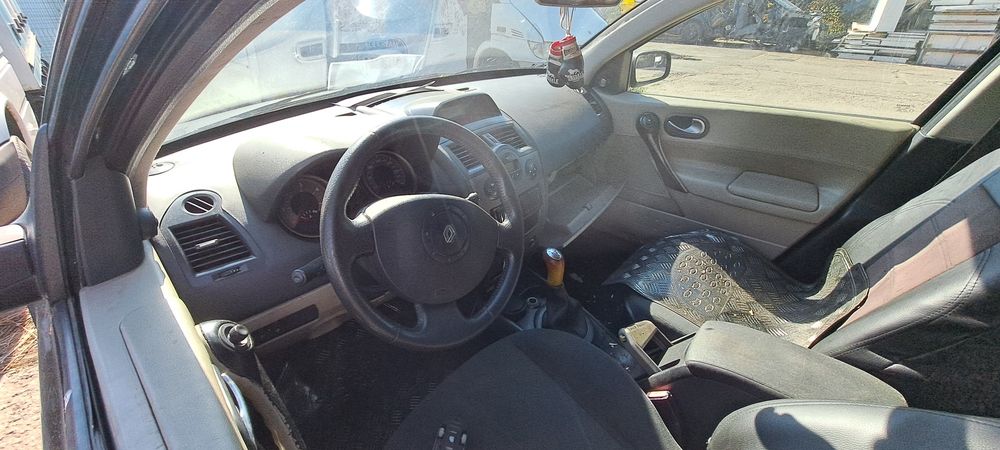 Dezmembrez Renault Megane 2 1.5D 2007