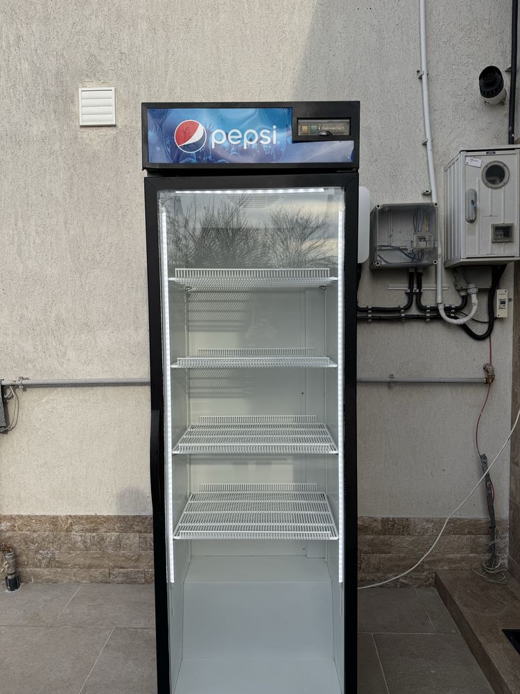 Vitrina frigorifca frigider bauturi generatie noua consum redus 600 L