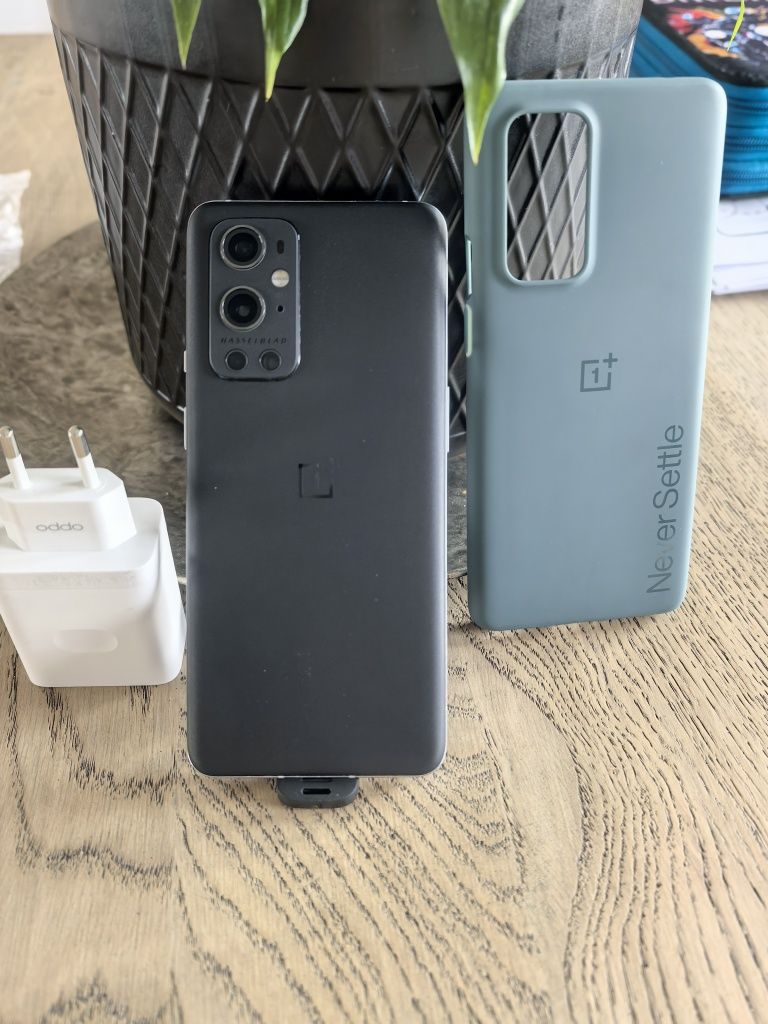 Oneplus 9 pro in stare bună