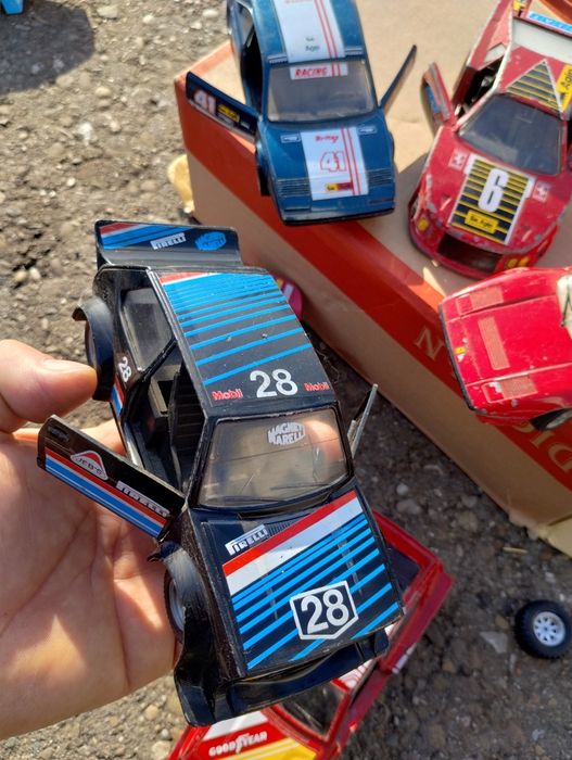 Lot jucarii scala 1/24