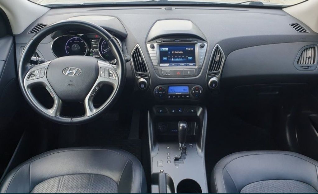 Hyundai 2015-Extra Full-Park Asisst-Automată-4×4