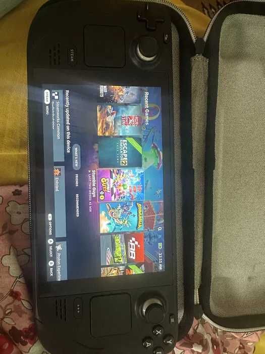 mini dock TV  si husa grip -accesorii bonus pt Steam Deck