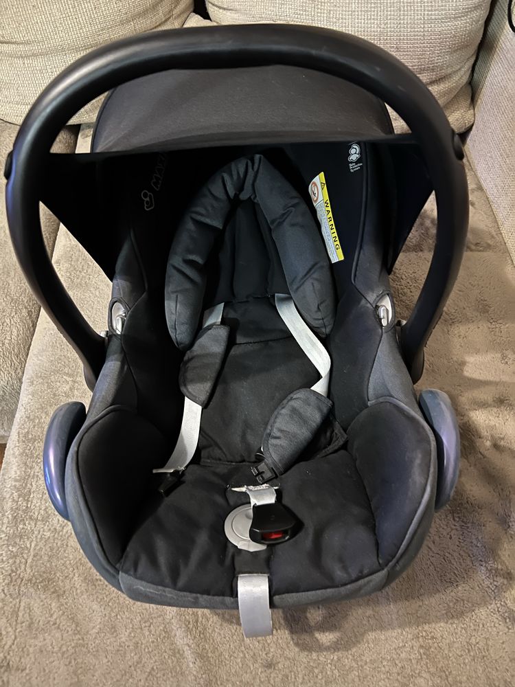 Бебешка кошница Maxi Cosi