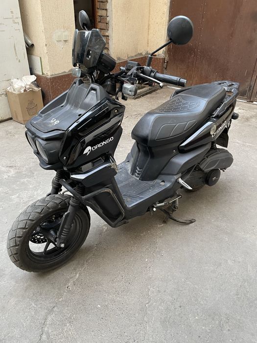 скутер сотилади