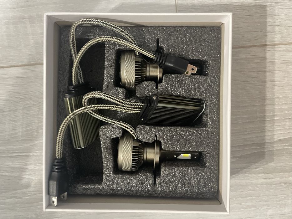 LED крушки чисто НОВИ