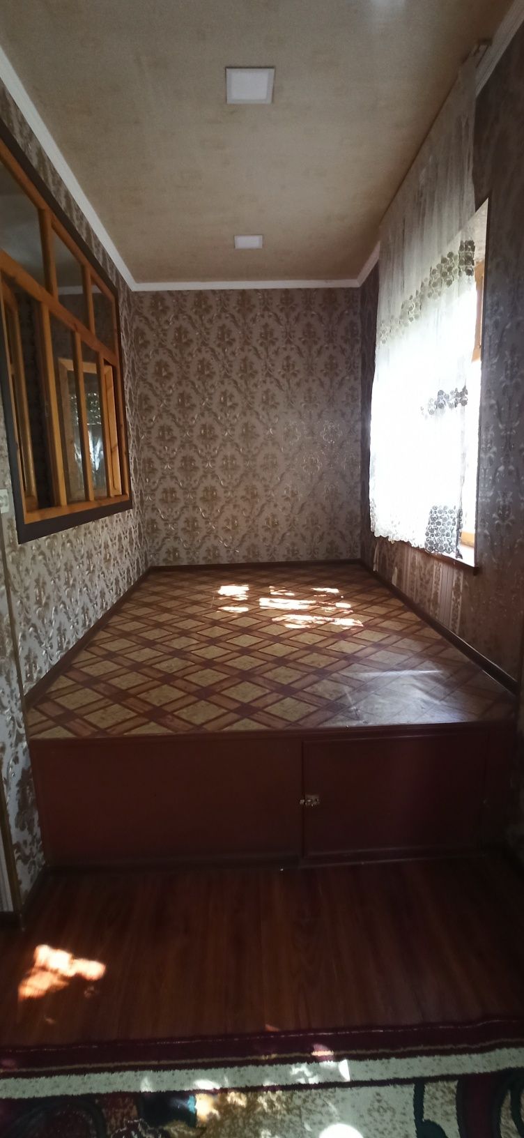Сдается 2-х комнатная квартира. Ориентир гостиница Локомотив. Саракуль