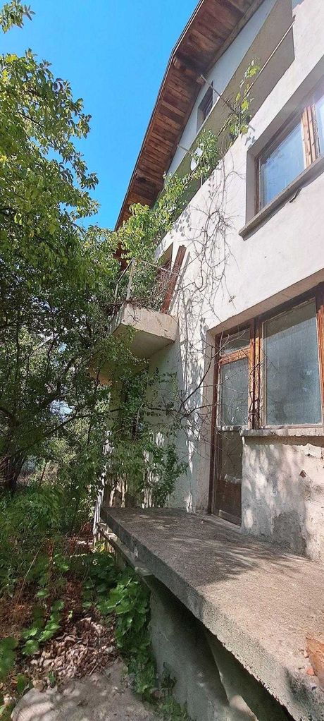 Продава се Къща в с. Расник, Област Перник - 240 кв.м за 400 €/кв.м - Снимка #1