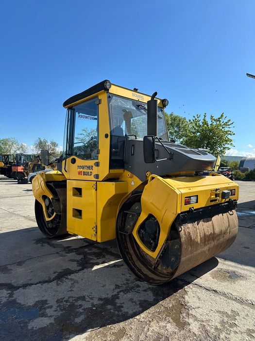 Cilindru compactor asfalt BOMAG BW174-AP