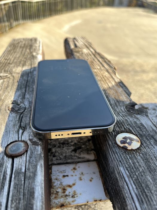 Продавам Iphone 14 Pro 128GB/80%