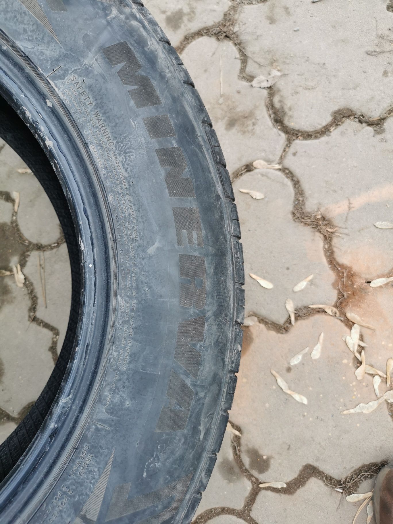 Шины летние б/у 235/65 R17