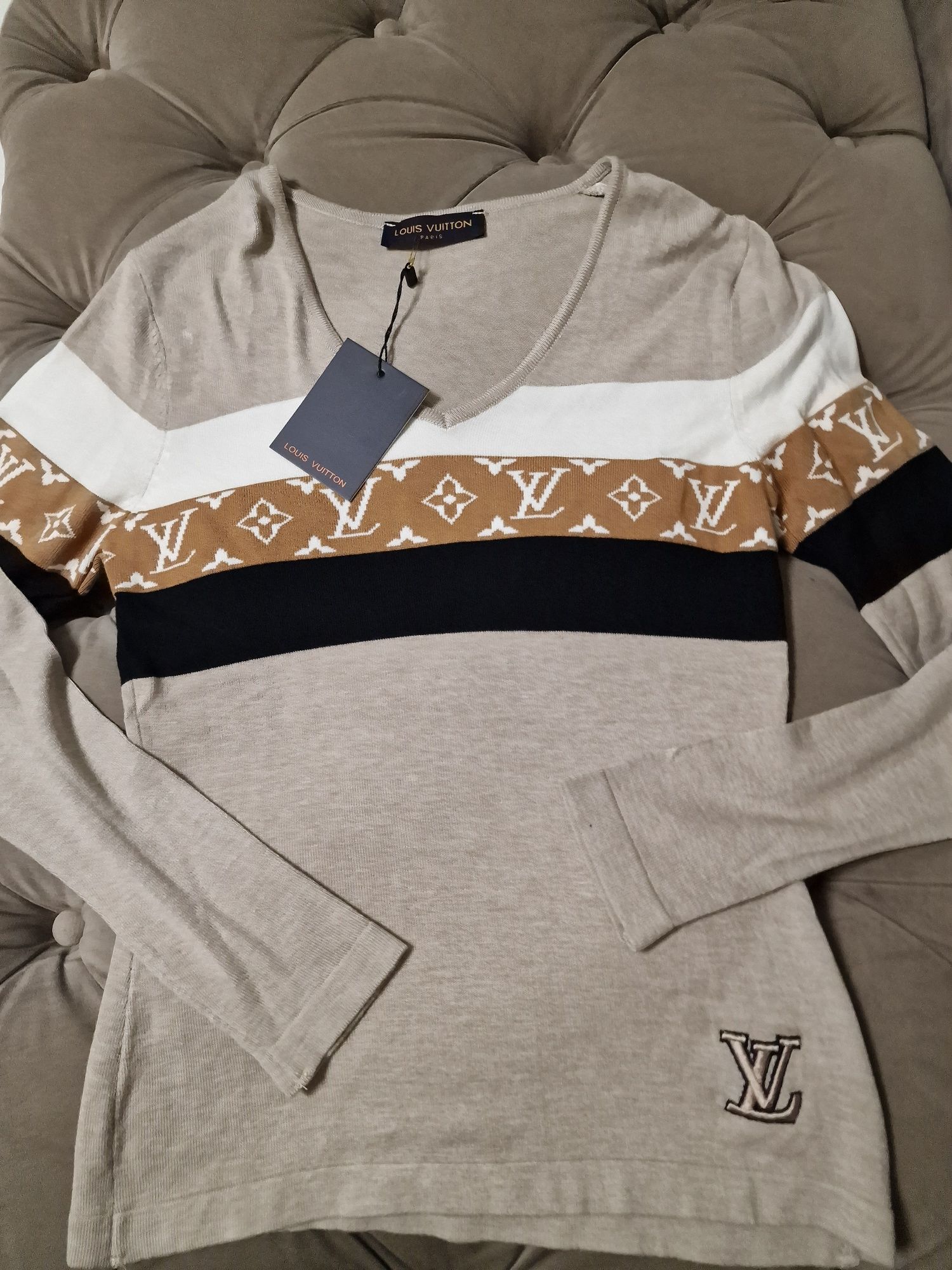Pulover Louis Vuitton nou