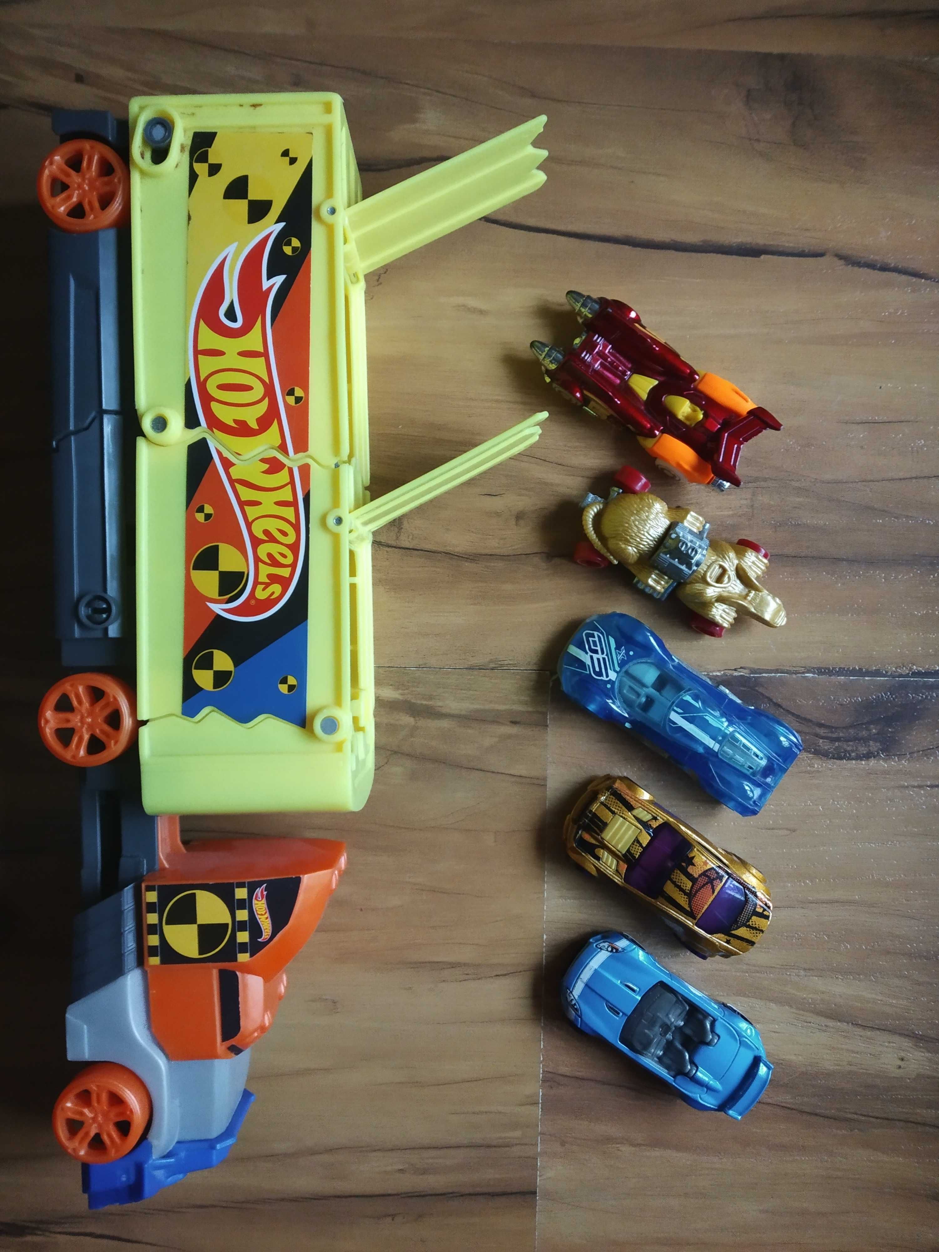 Писти  hot wheels