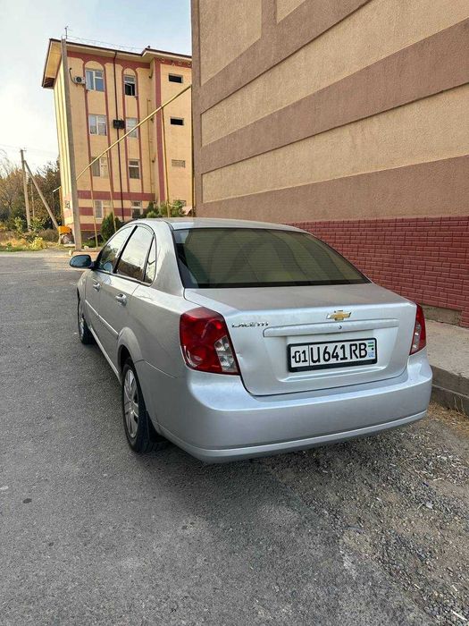 Lacetti 2pazitsa 2013