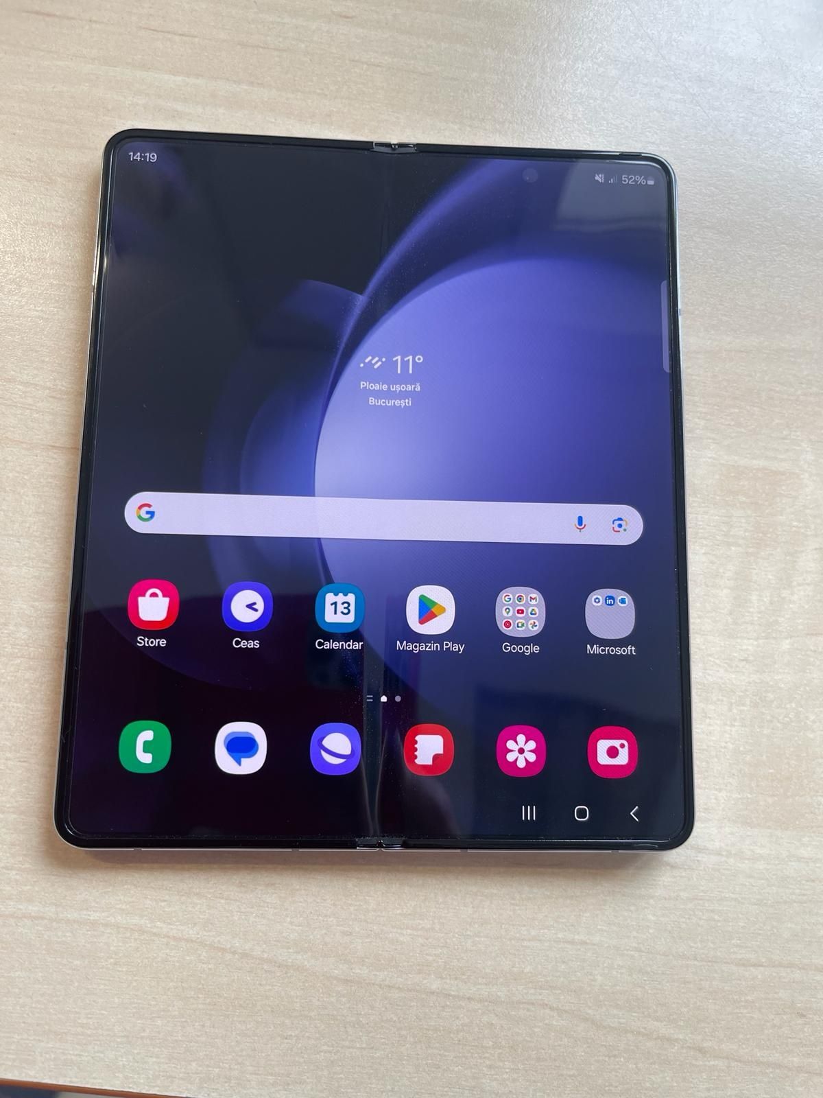 Samsung galaxy z fold 5